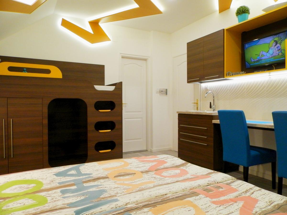 Katalin Boutique & Wellness Apartmanok Hajduszoboszlo Ngoại thất bức ảnh